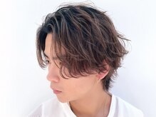 ウニカ デ メン(UN1CA de MEN)の雰囲気（センターパートとも相性の良い波巻きパーマが人気＊[豊橋]）