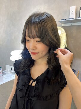 ジーナ 天神(Zina) オリーブカラー/グレージュ/透け感/赤み消し