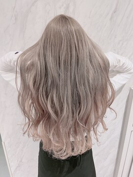 リー 枚方(Lee) 店長今里☆ハイトーンミルクティーグレージュ☆