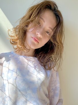 スミス 秋葉原(Smith) レイヤーカットハッシュカット顔まわりミディアムロング