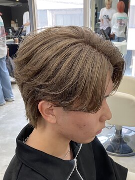 エデアンルクラ 下通(EDEAN Leclat) 熊本メンズヘア メンズカラー ハイトーン ミルクティー