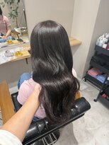 アンビス(1bis)&nbsp;暗髪でも軽やかに見えるモーブショコラ