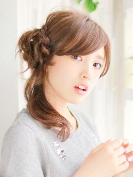 ヘアメイク ナル(hair make nalu) カジュアルフェミニンなハーフアップスタイル