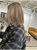 若干くすませたブロンドカラー_smoky blond_
