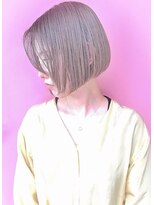ランプ ヘアー(lamp hair)&nbsp;ハイブリーチ/モノトーンベージュ/ミニボブ【lamp池袋尾崎】