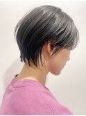 黒髪ショートウルフセンターパートウルフ