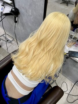 グラッジ 池袋(GLADGE) ハイブロンドカラー