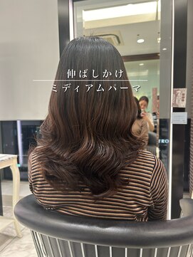 アピッシュ ギンザ(apish ginza) 伸ばしかけ/伸ばしかけパーマ/コテ巻き風パーマ/前髪パーマ