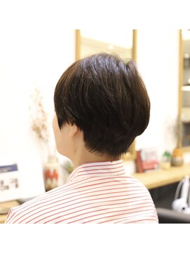 テイラー(TAILOR) 丸みショート大人ショート女性らしく簡単スタイリング石川町