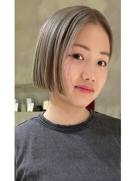 ハウ 心斎橋(how) 透明感抜群20代30代ダブルカラーブリーチグレージュアッシュ