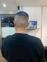 グッドプレイスアンドシング(Good Place&thing)&nbsp;メンズ刈り上げ短髪フェードスキンフェードフェザーアップ