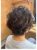ショートパーマ　ショートヘア　大人ショート