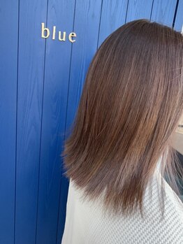 ブルー(blue)の写真/あなたの魅力を引き出す肌映えカラーを提案♪白髪を活かした自分らしいカラーで素敵な毎日を☆