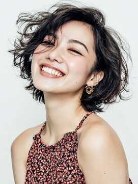 ヒマル 学芸大学(Himaru) 大人女性/パーマ/ボブルフ/ネビージュ/小顔/ウェーブ