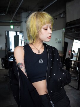 ギークス(GEEKS) 【GEEKS渋谷】レイヤーボブ/デザインカラー/ハイトーン/前髪あり