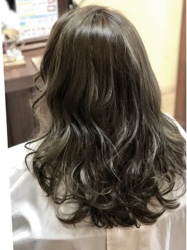 キー(key) アッシュグレー