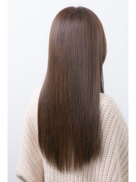 ラコラ(LAKOLA) ライトグレージュ