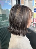 デザインカラー/厚めバング/ローライト/スリークボブ