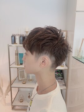 ファミリア(familiar) ツーブロック