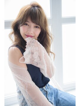 ミエル ヘア 新宿(miel hair) 〈mielhair新宿〉愛されウェーブセミディ