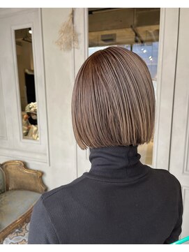 ユノ(juno) 【シオガマ】ナチュラルハイトーンとボブ＊