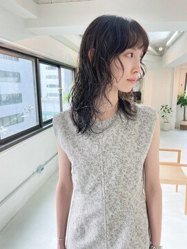 フェイヴィーズ(FavyS) ナチュラルミディアムウルフパーマ