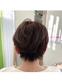 ショートボブ