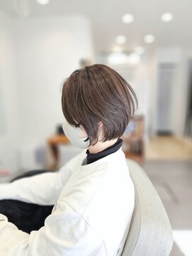 ツナグ(TSUNAGU) ☆丸みショートボブ×グレージュカラー