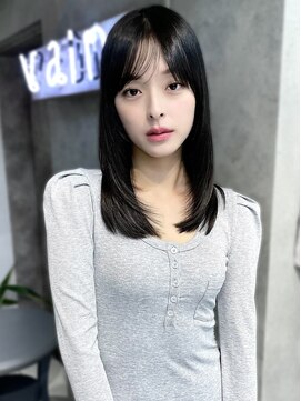 ヴェイン 渋谷(vain) ★くびレイヤーエモージュ黒髪グレーベージュレイヤーロング