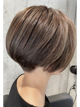 リム 南浦和(Lim) ハイライト/インナーカラー/白髪ぼかし/ハイライト/ショート