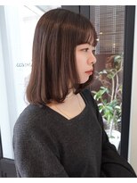 ローネス(LONESS) ミディアムレイヤー/フェイスレイヤー/くすみベージュ