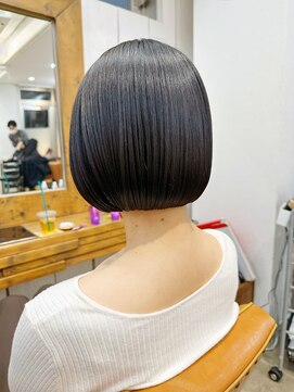 ニューラインギンザ(New-Line 銀座) 収まり抜群のボブ