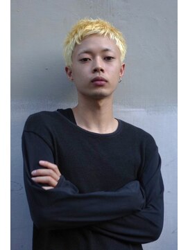 ブークル(boucle) 抜きっぱなしブリーチ 金髪ボウズ メンズボウズ