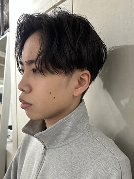 ガーデンタチカワネクスト(garden tachikawa next) センターパート毛流れパーマニュアンスパーマ大人男子20代30代