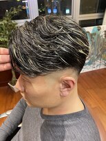 カミュー 高岳(CAMUE) 立体感ハイライト×フェードカットショート
