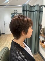 スリー(THREE)&nbsp;【ショート】丸みと艶感際立つ大人ひし形ショート
