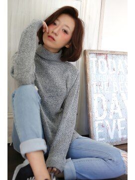 クラン(clan) ＜出来女風ショートボブ＞