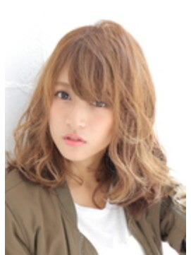 シエル 川越(CIEL) 無造作カールで差がつくゆるふわミディ【CIEL川越】