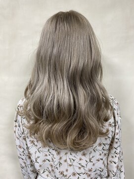 アンク クロス 新宿店(ANKHCROSS) 《ankhcross 渡邊 悠耶》スノーホワイトベージュ☆