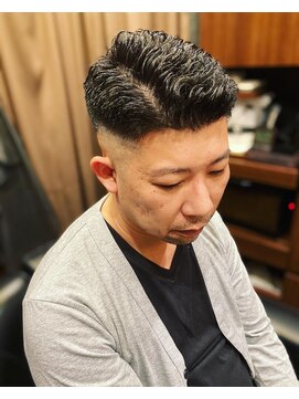 ヒロギンザ 上野店(HIRO GINZA) クセ感パーマ×スキンフェード