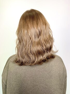 レニーバイエース(LANY by ACE) 【LANY 横浜】波巻きミディ×透けベージュ