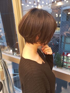 ロンドプロフィール 浦和(Lond profil) アッシュブラウンオフィスヘアネオウルフ外ハネボブ