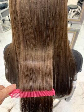 エスカーラ 表参道(THE ESCALA) @m_ayu/ショコラベージュ/艶髪/タビラマユミ