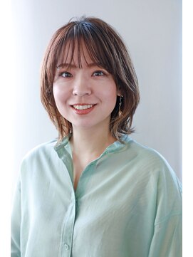 キッカ 松ヶ丘店(CHICCA) シャギーウルフ