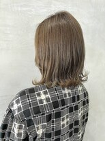 サムシング(Something.)&nbsp;オリーブグレージュのミディアムボブ