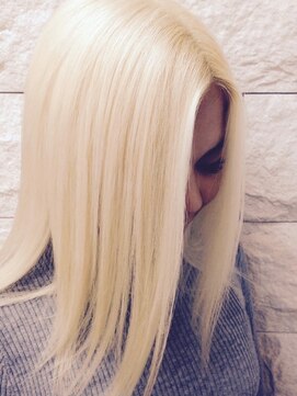 ヘアーメイク ツインズ(Hair Make TWINS) 外国人風カラー