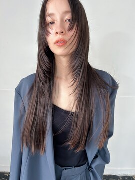 フィーカ(Fiika) レイヤーカット/顔周りレイヤー/レイヤー/グレージュ【肥後橋】