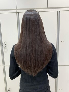 ビブ(VIV) ナチュラルストレート　レイヤーカット　野崎達也