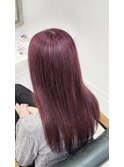 かぶらない暖色はこれ。バイオレットカシスピンク