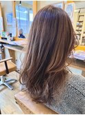 顔まわりレイヤーくびれスタイル